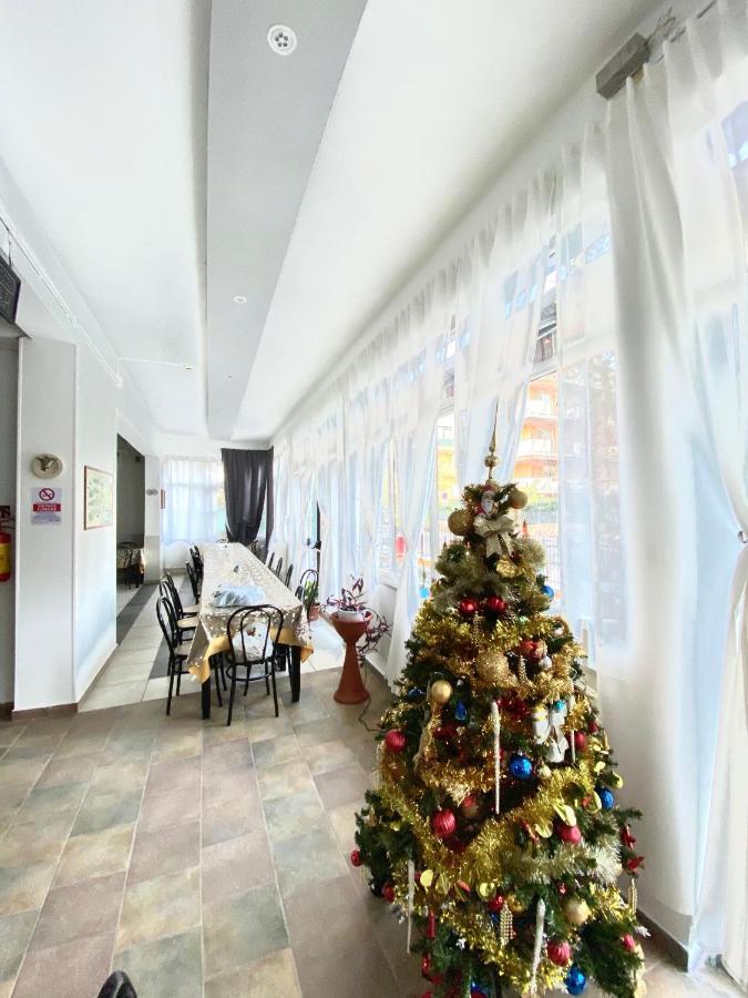 Hotel Villa Lorena 리미니 외부 사진