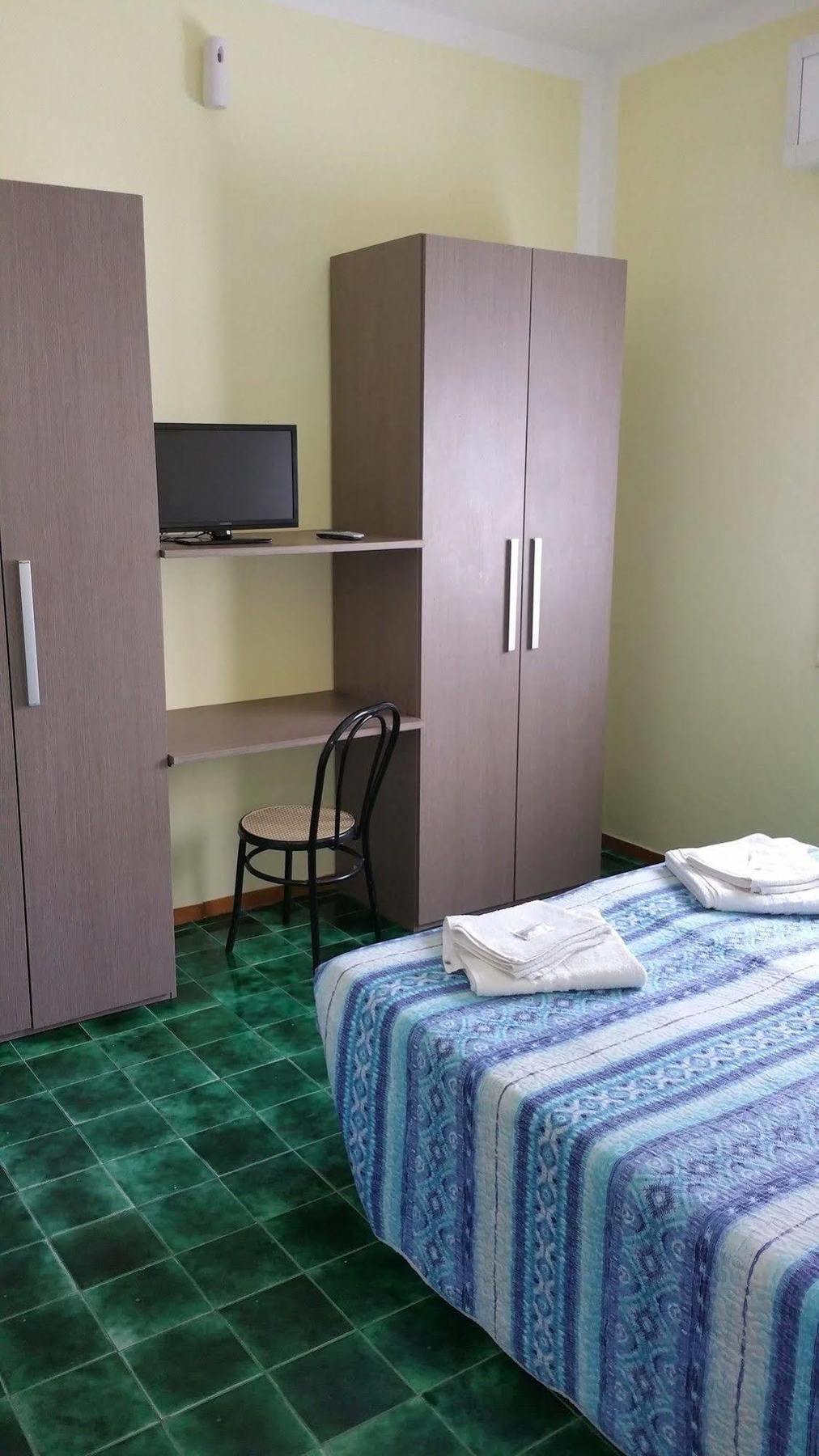 Hotel Villa Lorena 리미니 외부 사진