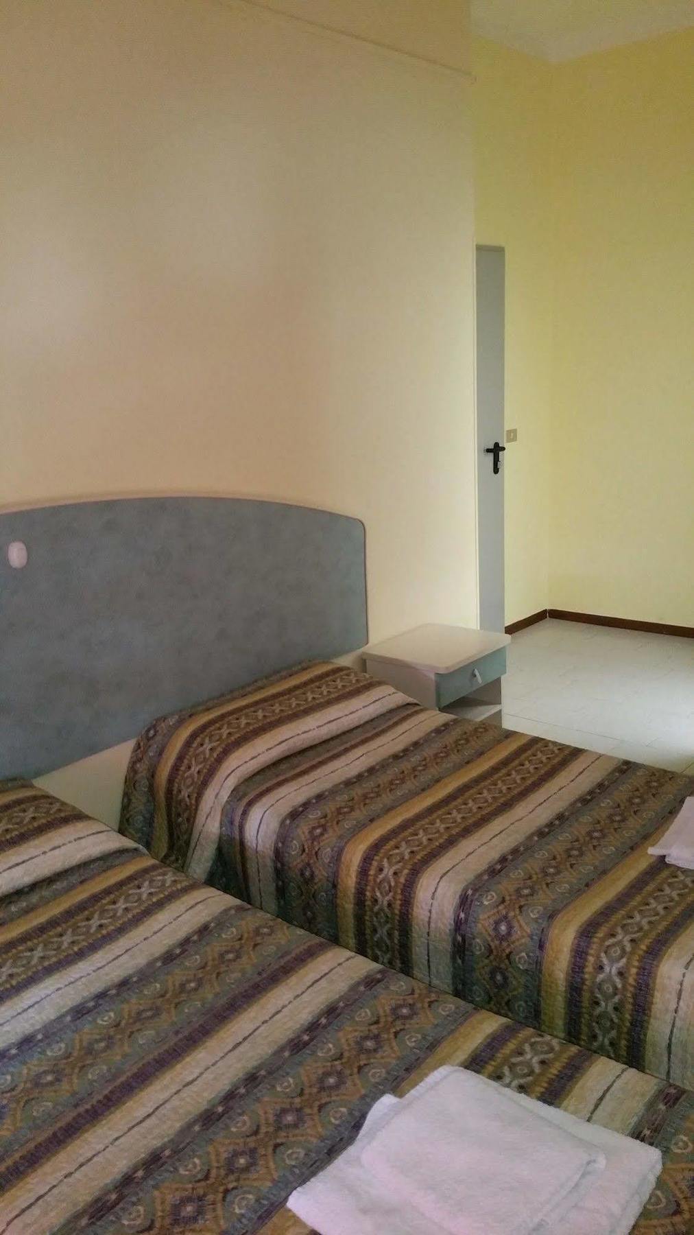 Hotel Villa Lorena 리미니 외부 사진