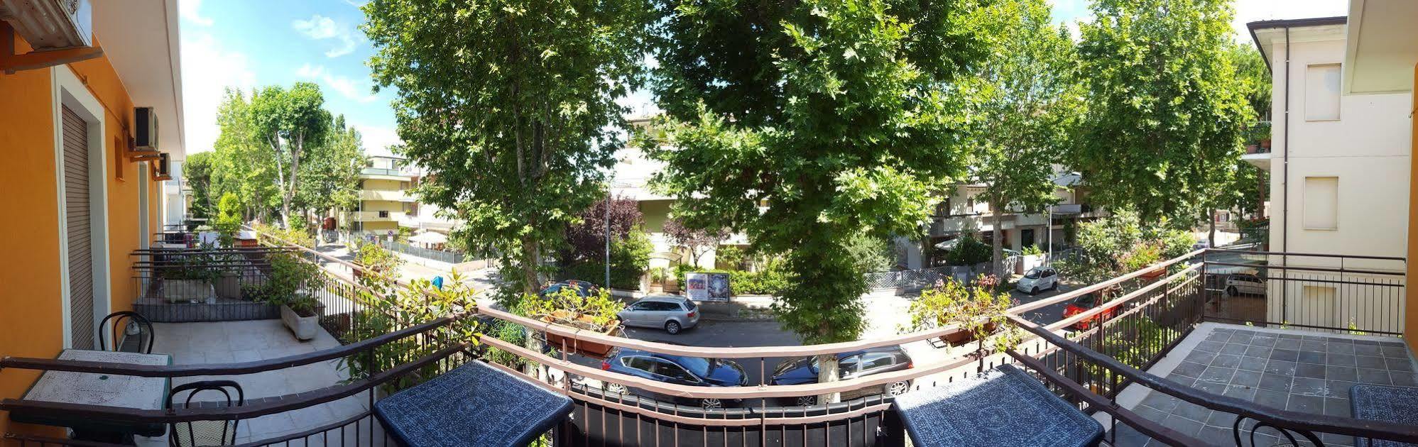 Hotel Villa Lorena 리미니 외부 사진